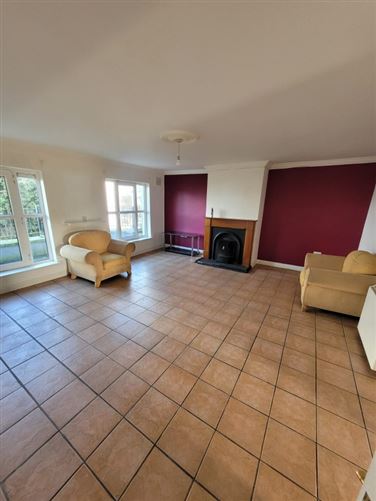 7G Clonmullen Hall, Edenderry, Offaly