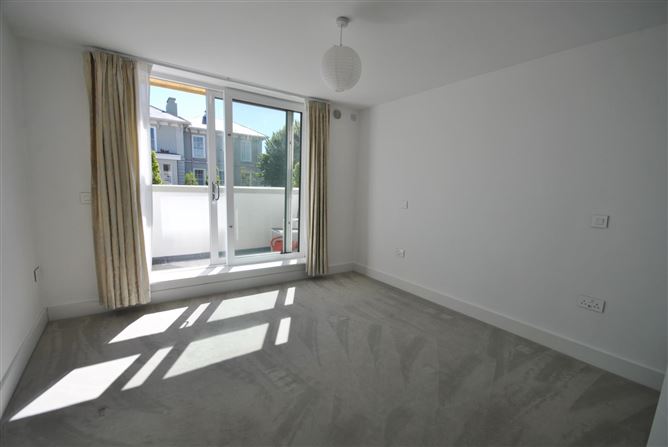 13 Eaton Way, Eaton Brae, Shankill, Dublin 18