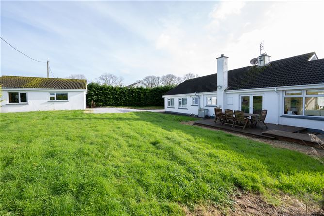Willowbank, Piercestown, Whites Cross, Co. Cork