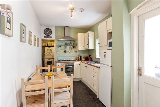 15 Ebenezer Terrace, South Circular Road, Dublin 8