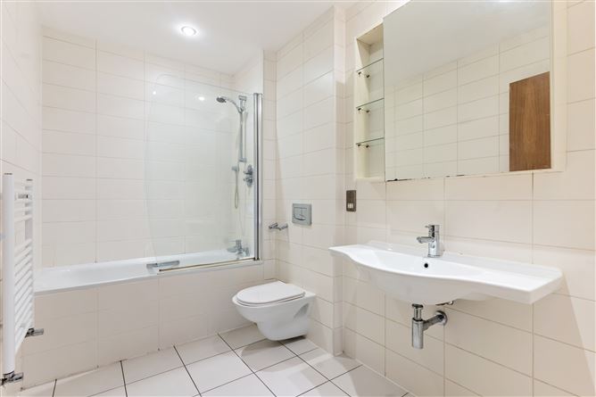 1 The Sycamore, Parkview, Stepaside, Dublin 18