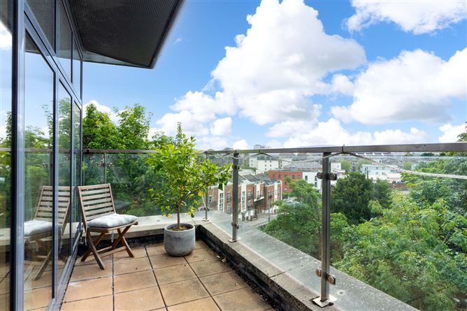 Apartment 77, The Hibernia Building, Heuston South Quarter, Kilmainham, Dublin 8