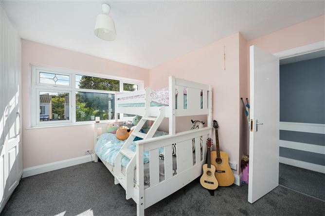23 Meadowview Grove, Lucan, Co. Dublin