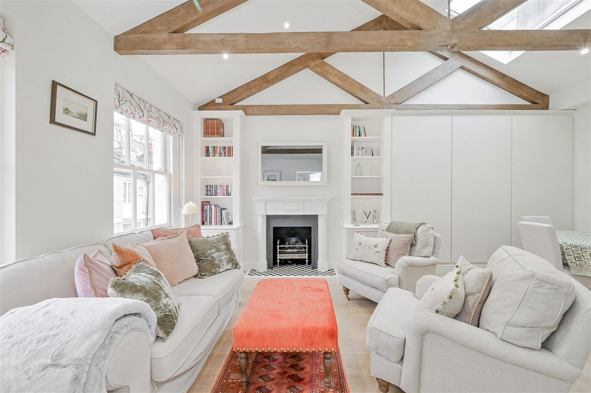 The Essential Place,London,Greater London,United Kingdom