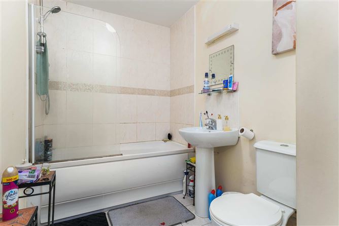 29 Eaton Close, Rathcoole, Co. Dublin