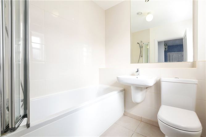 4 Thornberry Drive, Belmont, Stepaside, Dublin 18