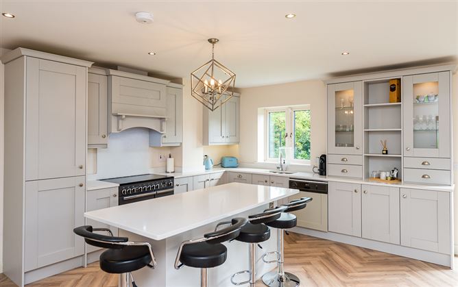 6 The Green, Bracken Hill, Kilmessan, Meath