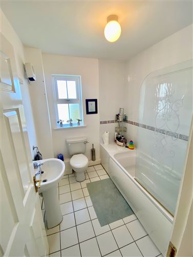 47 Castlegardens, St. Helen's Village, Rosslare, Wexford