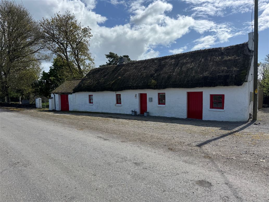 The Thatch Cottage, Meelick, Co.Galway, Eyrecourt, Galway