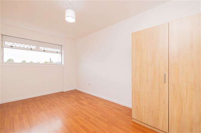 83 Sandyhill Gardens , Ballymun, Dublin 11