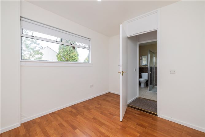 83 Sandyhill Gardens , Ballymun, Dublin 11