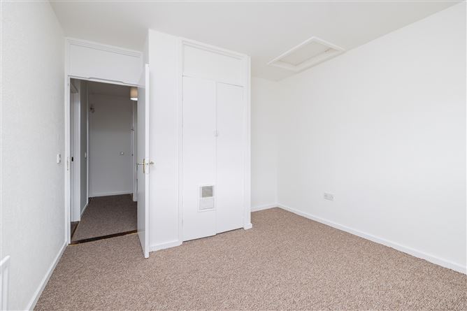 83 Sandyhill Gardens , Ballymun, Dublin 11