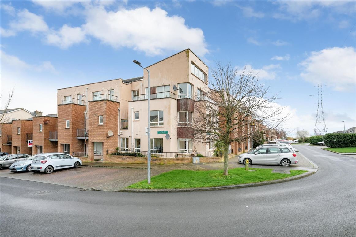 14 Millrace View, Saggart, Co. Dublin