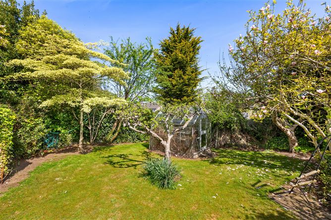 https://photos-a.propertyimages.ie/media/3/9/0/4999093/d4679f96-2d7d-4937-a50d-0817e72ffdab_l.jpg