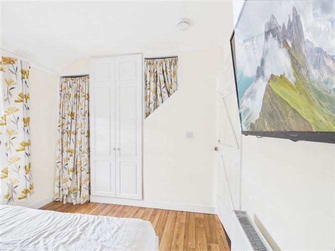 Photo 19 of 32 — 35 Upper St Josephs Terrace, Athy, County Kildare