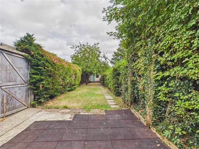 Photo 26 of 32 — 35 Upper St Josephs Terrace, Athy, County Kildare