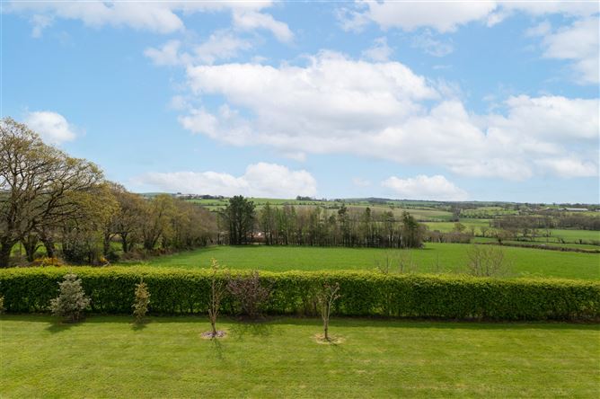 Abhaile, Ballyanly, Inniscarra, Co. Cork