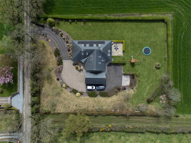 Abhaile, Ballyanly, Inniscarra, Co. Cork