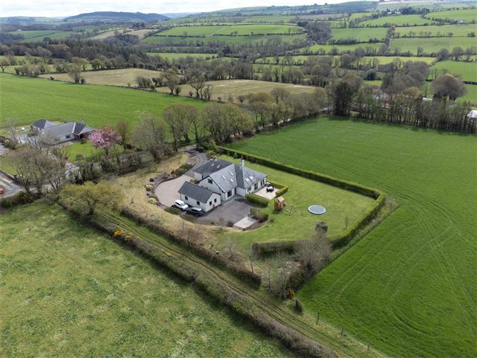 Abhaile, Ballyanly, Inniscarra, Co. Cork