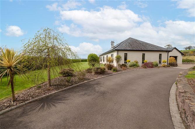 Abhaile, Ballyanly, Inniscarra, Co. Cork