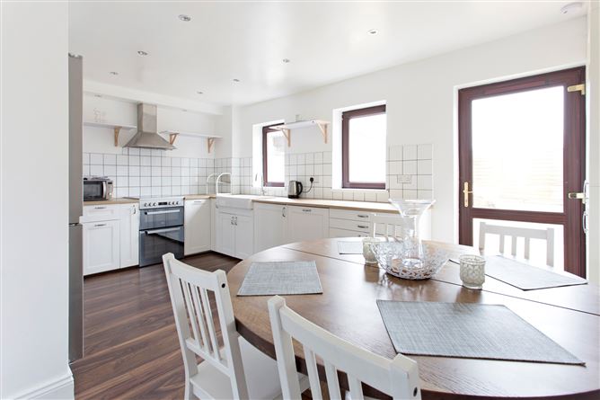 6 Shancastle Lawns, Clondalkin, Dublin 22