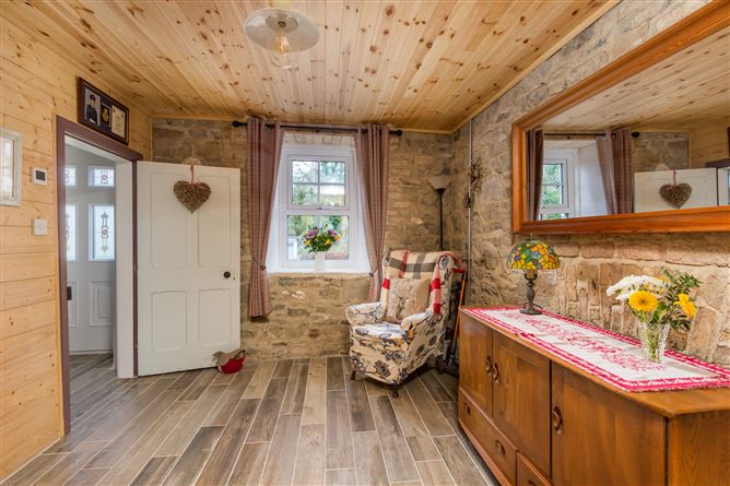 Stonebridge House, Garraun South, Creggs, Co. Roscommon