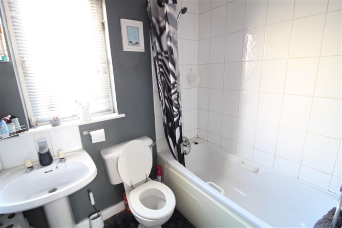 3 Annaly Terrace, Ongar,   Dublin 15