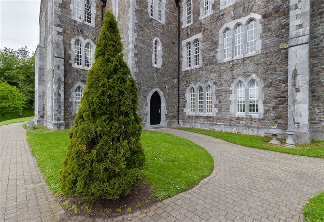 Apartment 403 Atkins Hall, Sundays Well, Cork