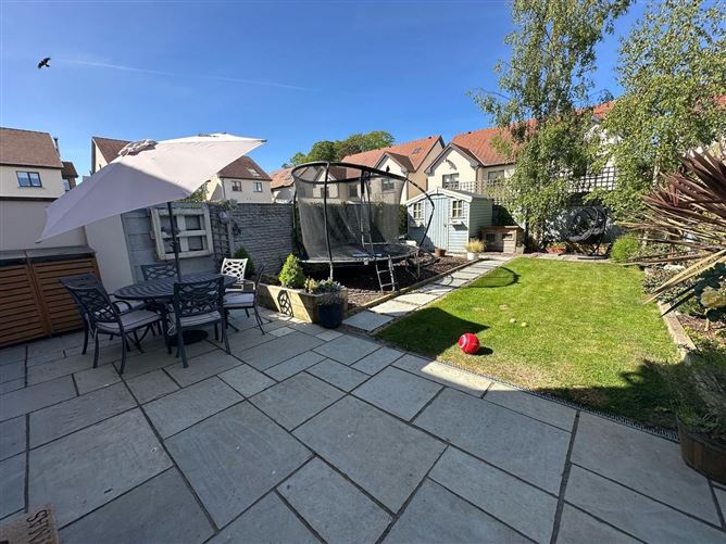 3 Lodge Drive, Donacarney Wood, Mornington, Meath