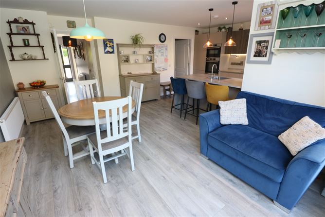 3 Lodge Drive, Donacarney Wood, Mornington, Meath