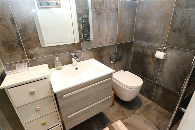 3 Lodge Drive, Donacarney Wood, Mornington, Meath