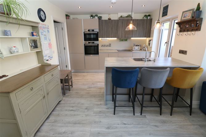 3 Lodge Drive, Donacarney Wood, Mornington, Meath
