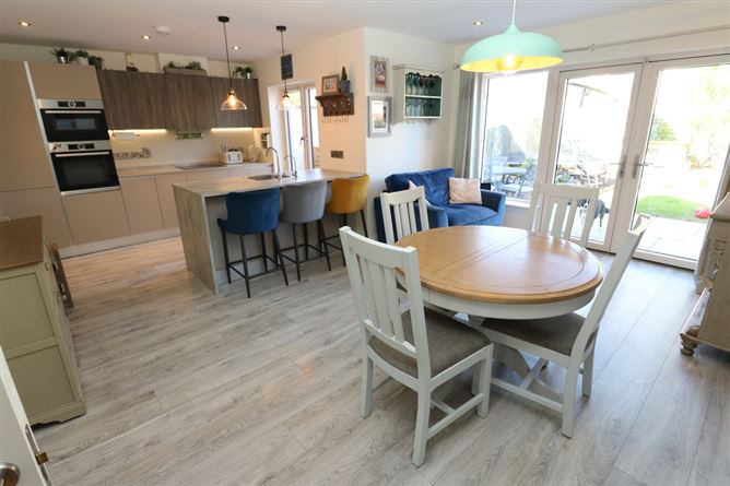 3 Lodge Drive, Donacarney Wood, Mornington, Meath