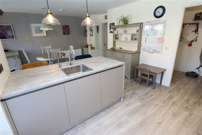 3 Lodge Drive, Donacarney Wood, Mornington, Meath