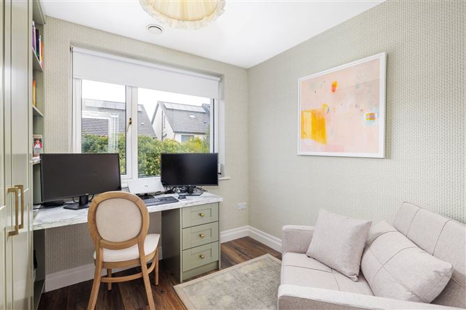 5 Knockrabo Court, Mount Anville Road, Dublin 14