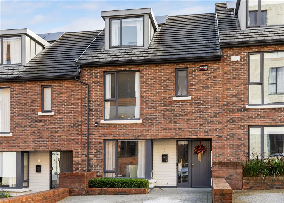5 Knockrabo Court, Mount Anville Road, Dublin 14