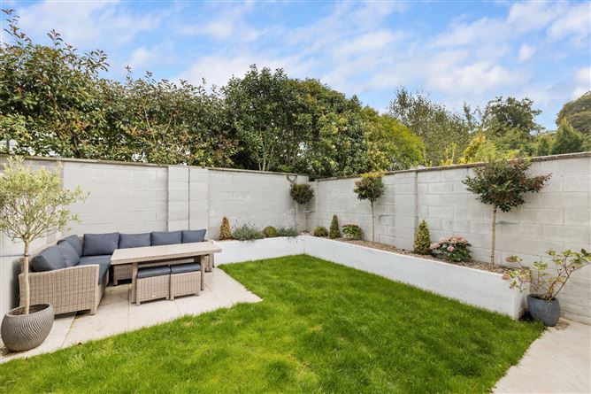 5 Knockrabo Court, Mount Anville Road, Dublin 14