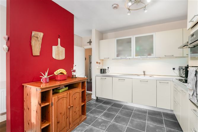 64 Melville Drive, Finglas, Dublin 11, D11FP63