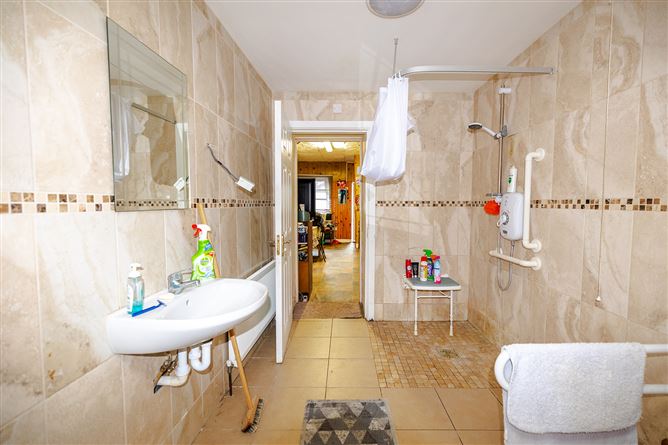 Photo 11 of 24 — 5 Barrack Street , Castlecomer, Co. Kilkenny 