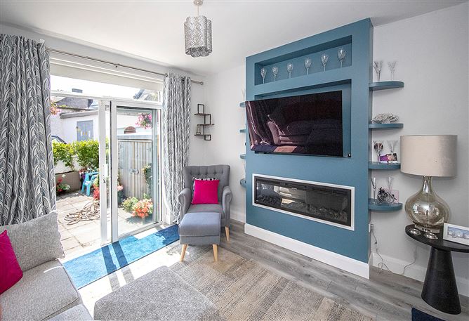 24 Coadys Quay, Dungarvan, Waterford