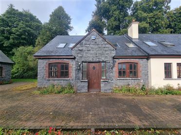 4 Lakeside, Mount Falcon Estate, Ballina, Co. Mayo