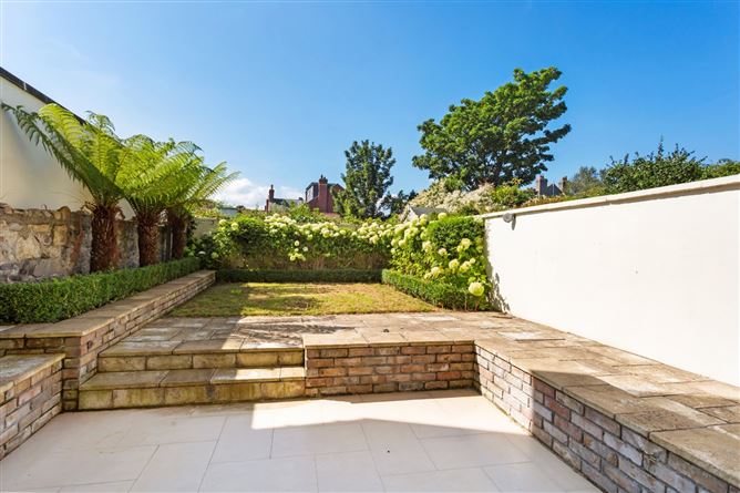 54 Strand Road, Sandymount, Dublin 4