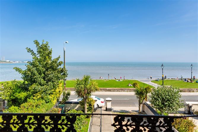 54 Strand Road, Sandymount, Dublin 4
