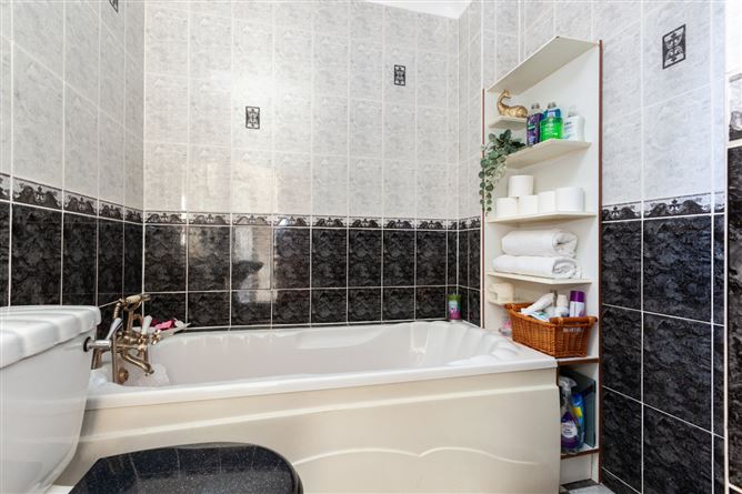 46 Temple View Green, Clarehall, Dublin 13