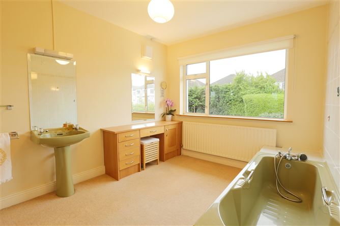 6 Oak Dene, Ballinclea Road,, Killiney, Dublin