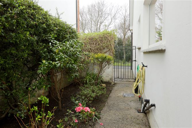 6 Oak Dene, Ballinclea Road,, Killiney, Dublin