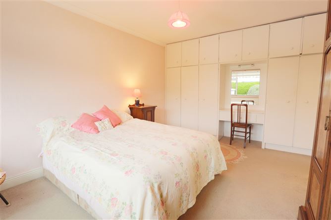6 Oak Dene, Ballinclea Road,, Killiney, Dublin