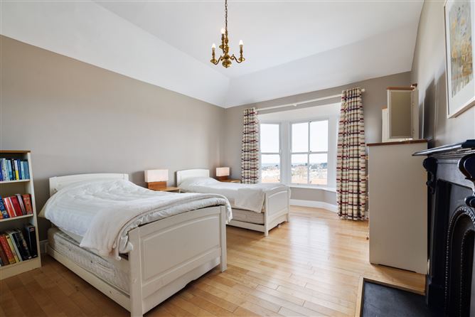 28 Clarinda Park East, Dun Laoghaire, Co. Dublin