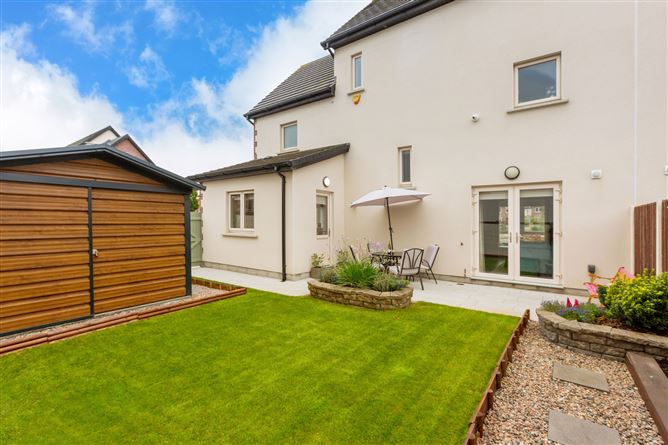 18 Shackleton Drive, Lucan, Co. Dublin