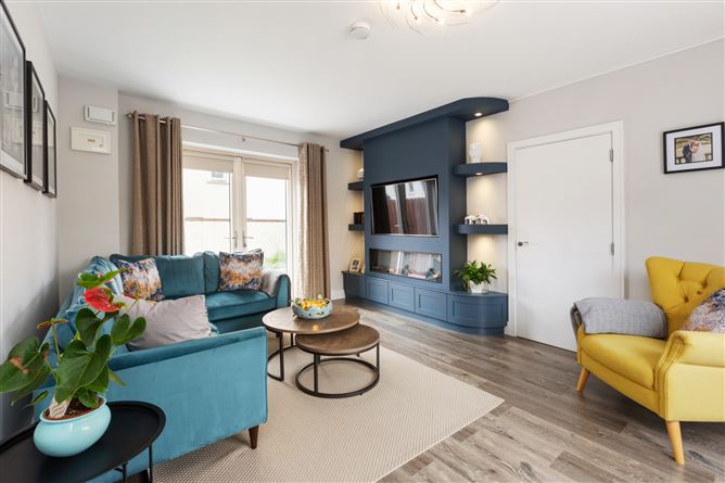 18 Shackleton Drive, Lucan, Co. Dublin